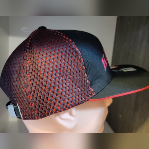 BNWT - Kangol Strapback Hat - Picture 3 of 5